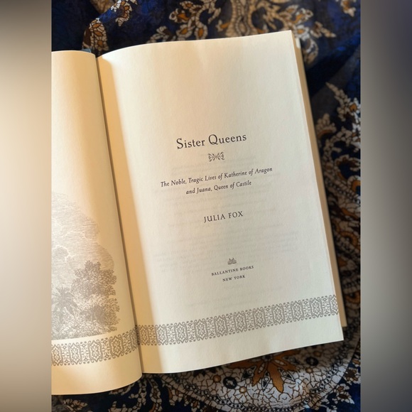 Alison Weir - Sister Queens - Picture 4 of 7